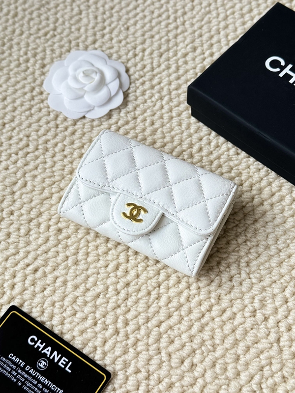 コピーシャネル激安財布側面デザイン